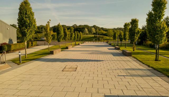 Walkway to the Entrance of World of Wedgwood 